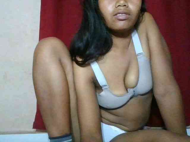 Keziah34 webcam