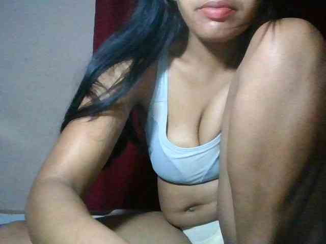 Keziah34 webcam