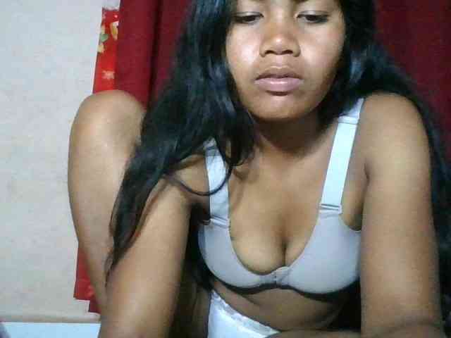 Keziah34 webcam