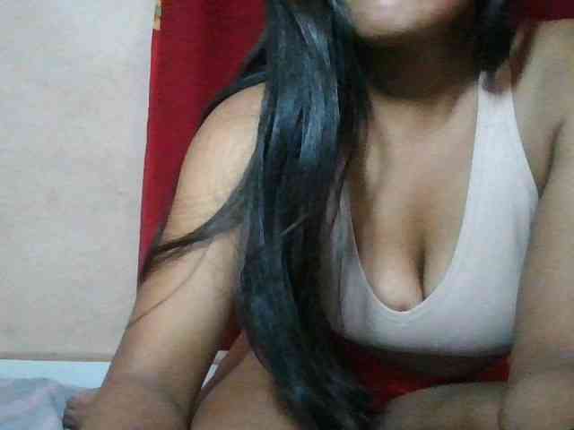 Keziah34 webcam
