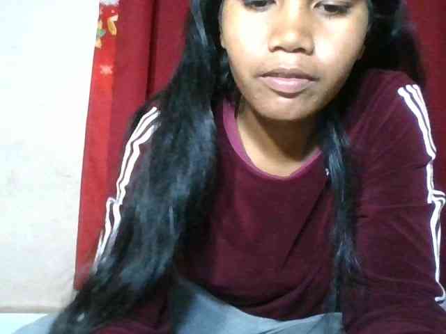 Keziah34 webcam