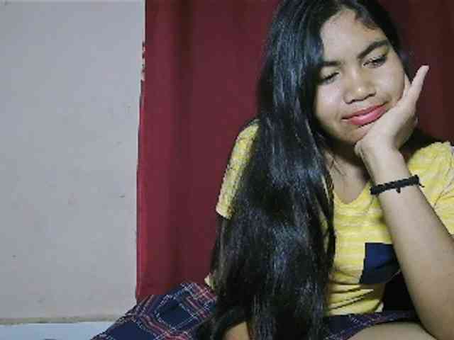 Keziah34 webcam