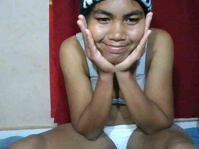 Keziah34 webcam