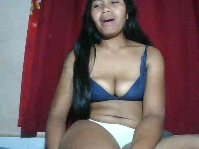 Keziah34 webcam