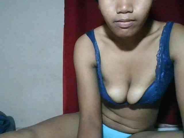 Keziah34 webcam