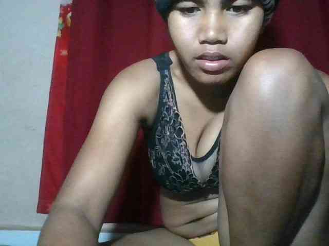 Keziah34 webcam