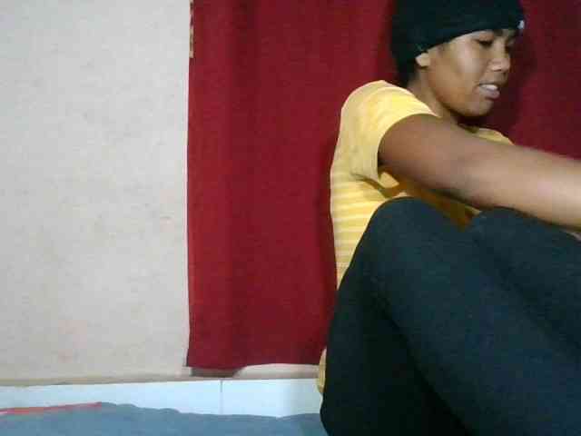 Keziah34 webcam