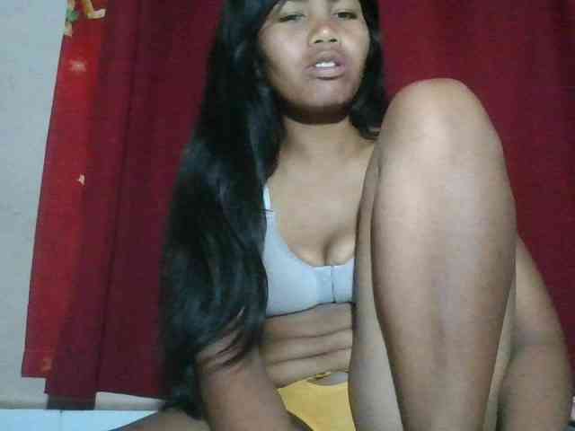 Keziah34 webcam