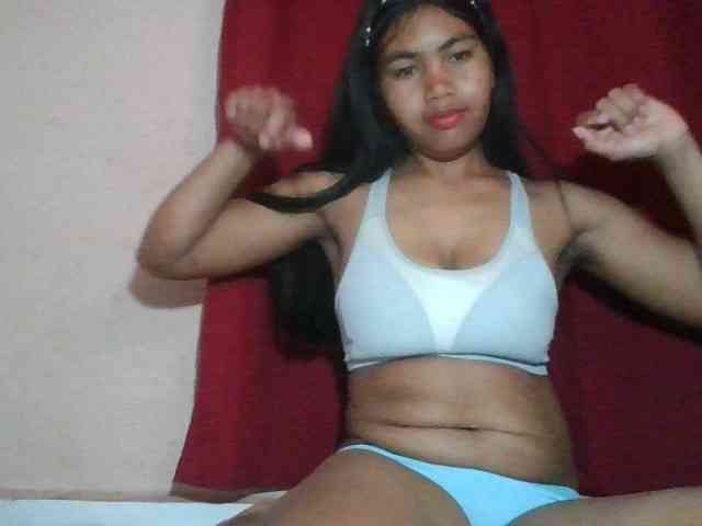 Keziah34 webcam