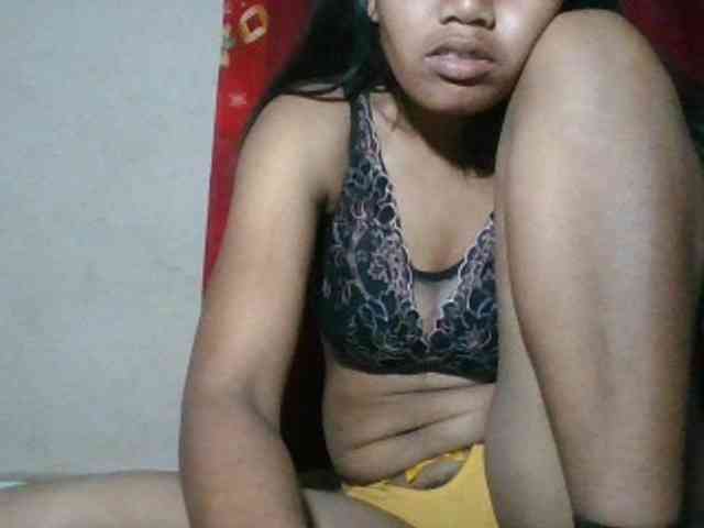 Keziah34 webcam