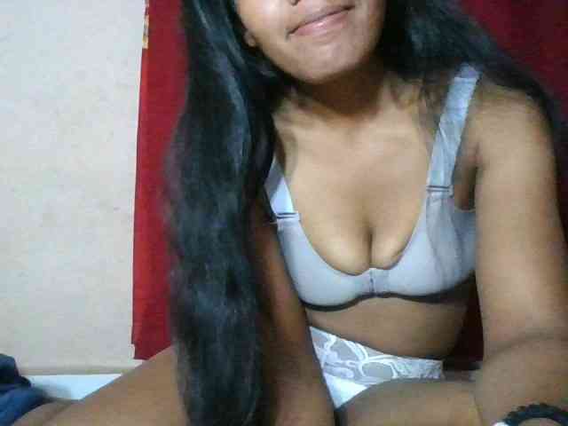 Model: Keziah34