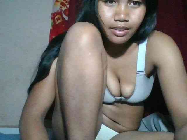 Keziah34 webcam