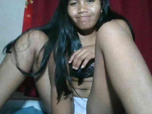 Keziah34 webcam