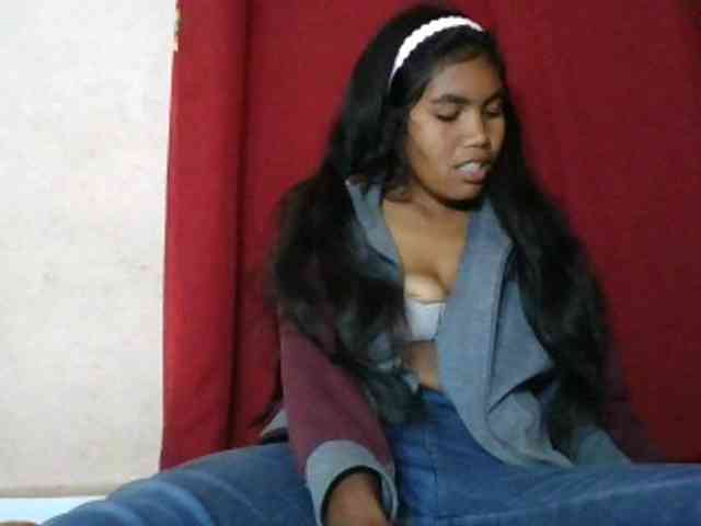 Keziah34 webcam