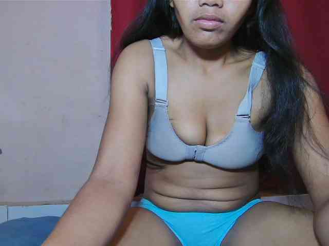 Keziah34 webcam