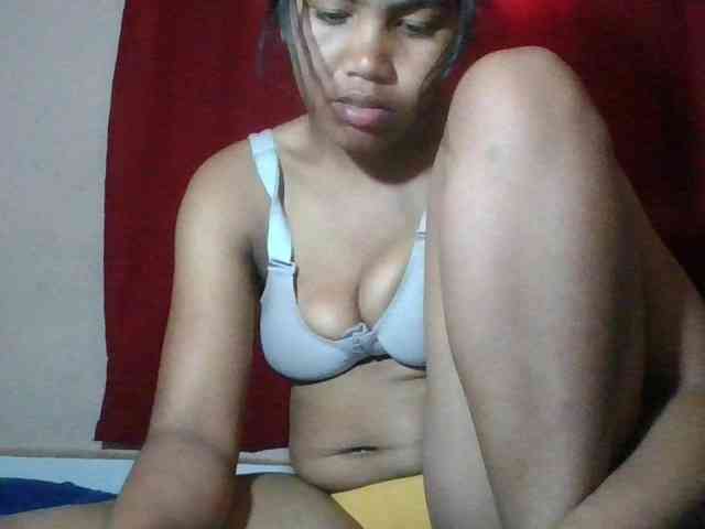 Keziah34 webcam