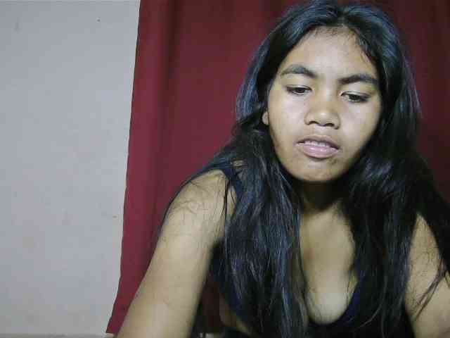 Keziah34 webcam