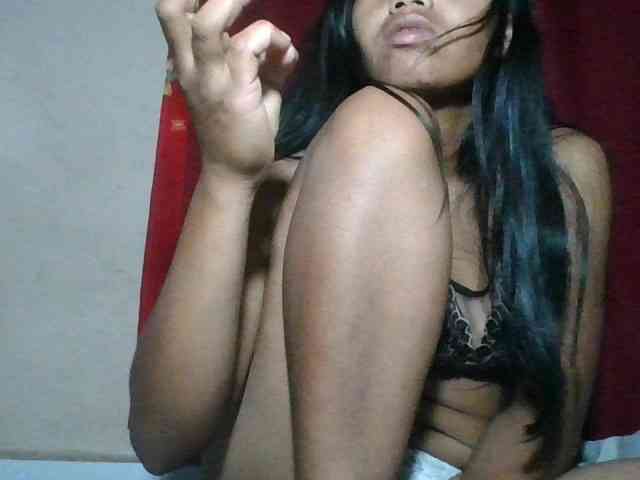 Keziah34 webcam