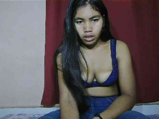 Keziah34 webcam