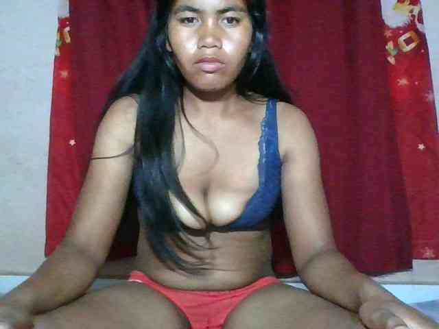 Keziah34 webcam