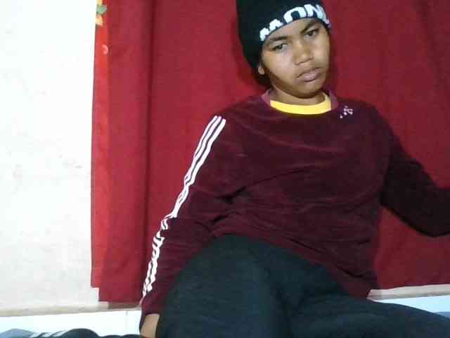 Keziah34 webcam