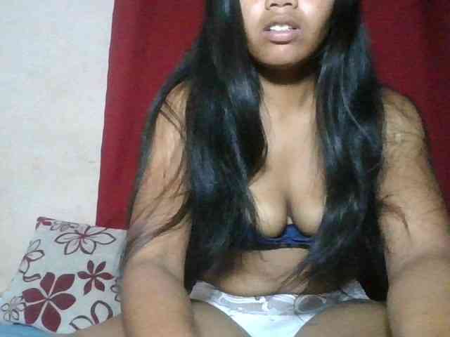 Keziah34 webcam