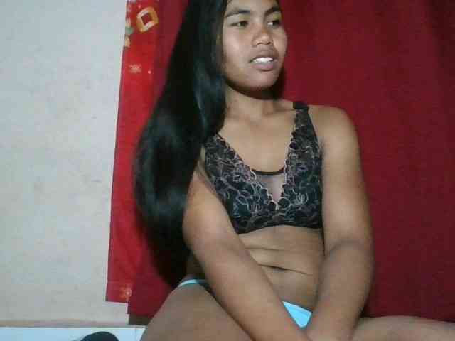 Keziah34 webcam