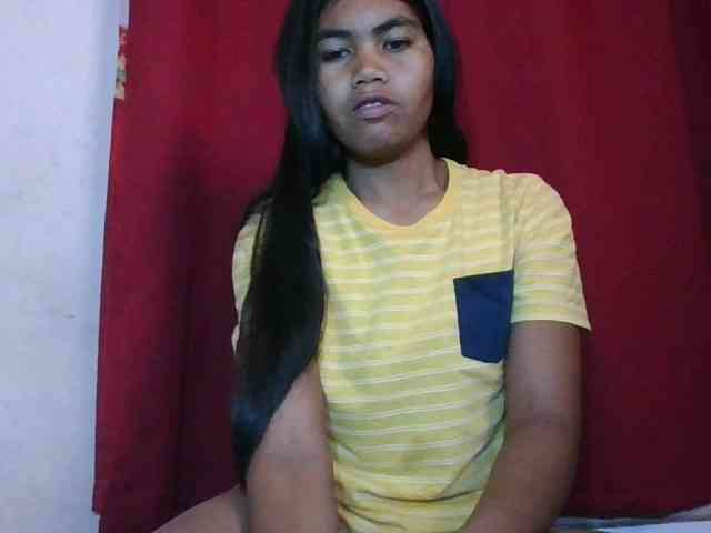 Keziah34 webcam