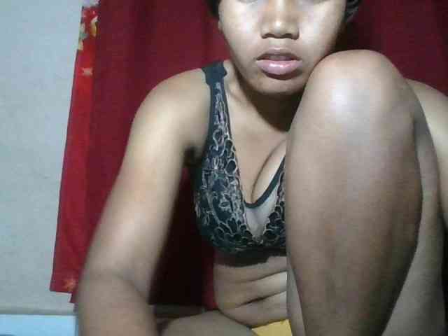 Keziah34 webcam