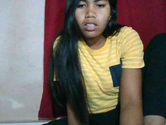 Keziah34 webcam