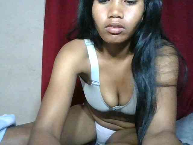 Keziah34 webcam