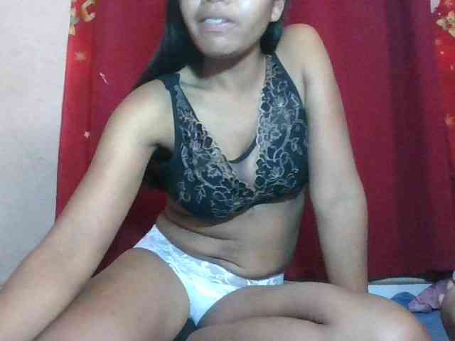 Keziah34 webcam