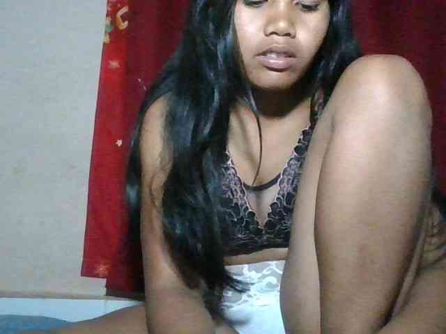 Keziah34 webcam