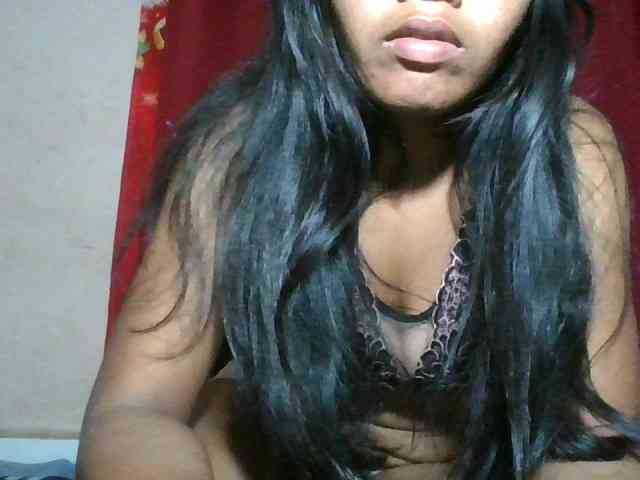 Keziah34 webcam