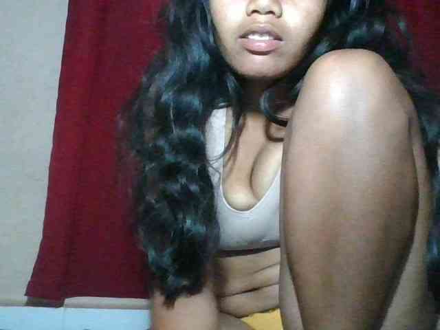Keziah34 webcam