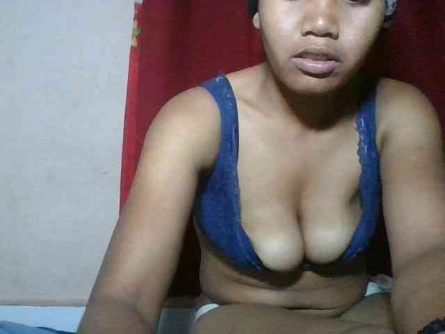 Keziah34 webcam