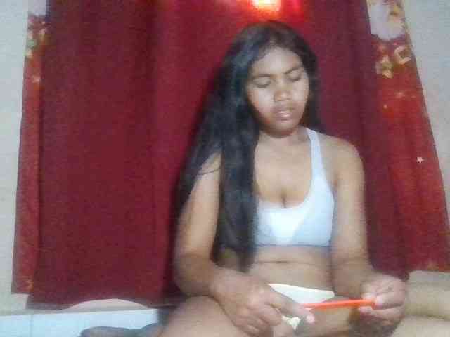 Keziah34 webcam