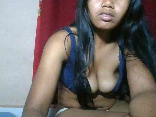 Keziah34 webcam