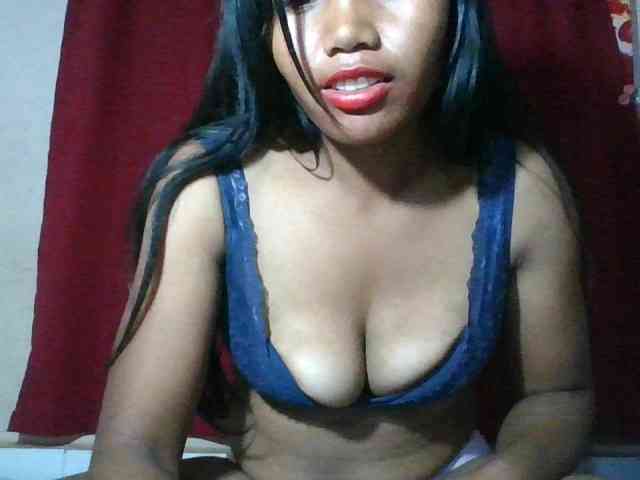 Keziah34 webcam