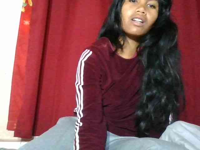 Keziah34 webcam