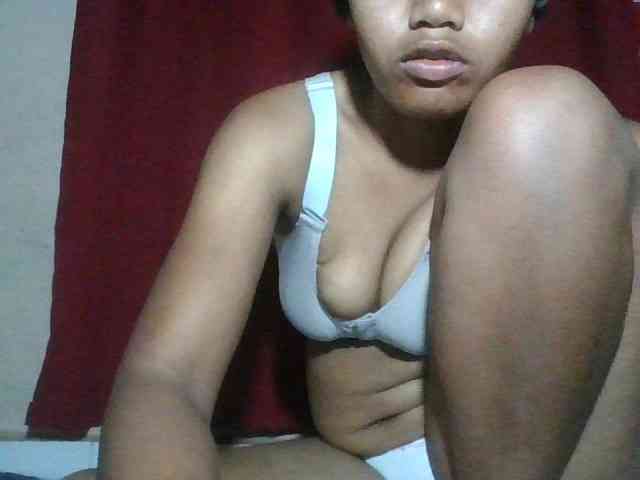 Keziah34 webcam