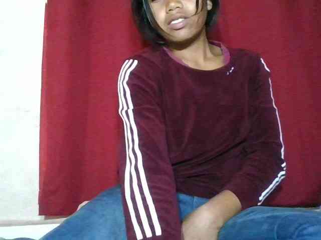 Keziah34 webcam