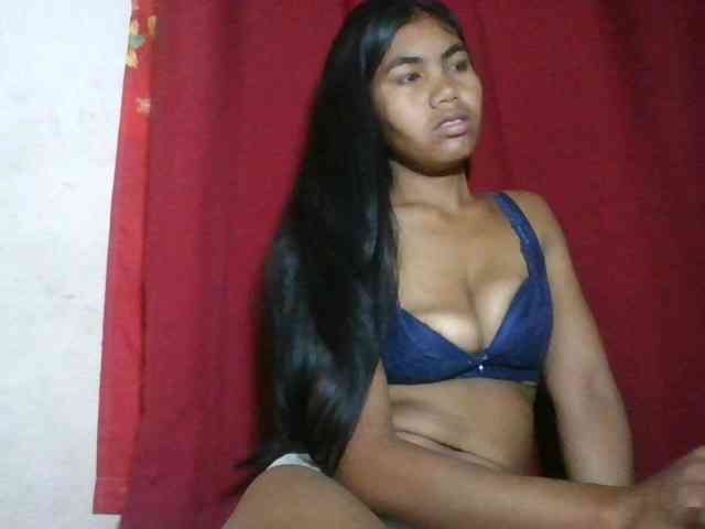 Keziah34 webcam