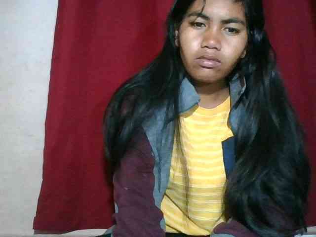 Keziah34 webcam