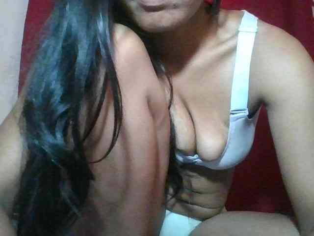 Keziah34 webcam
