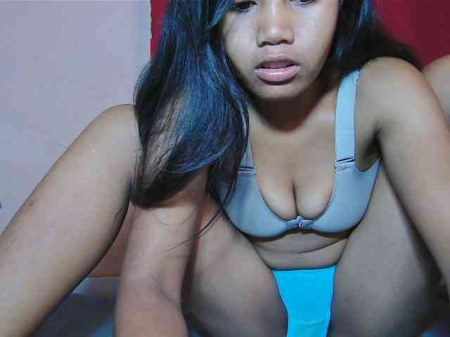 Keziah34 webcam