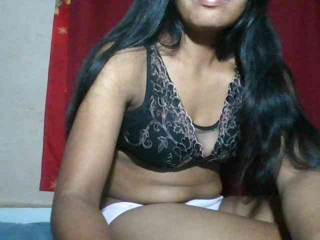 Keziah34 webcam