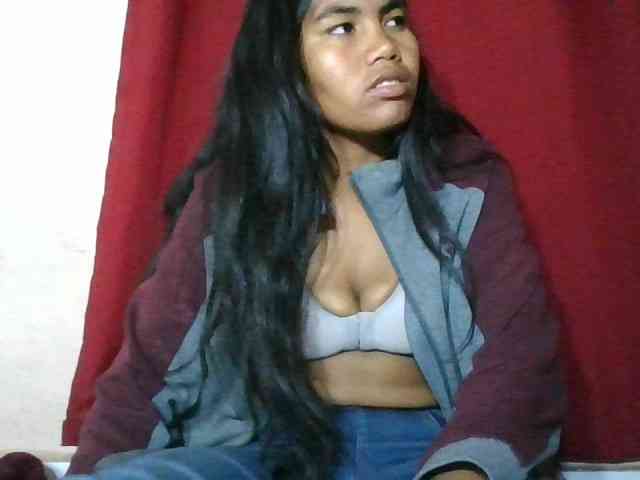 Keziah34 webcam