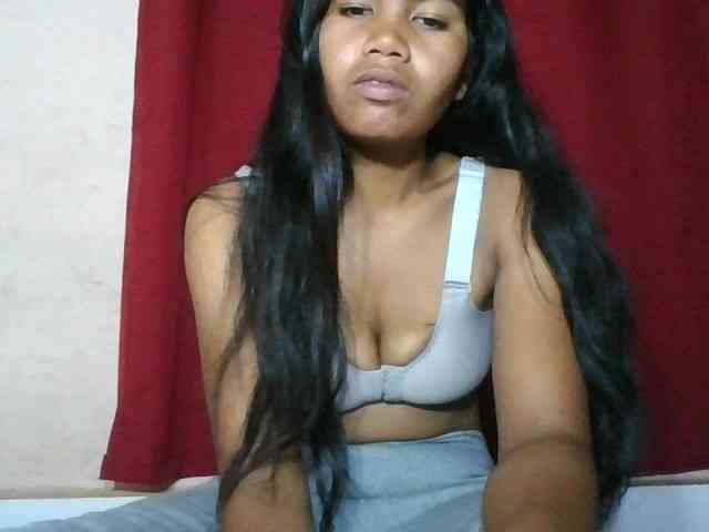 Keziah34 webcam
