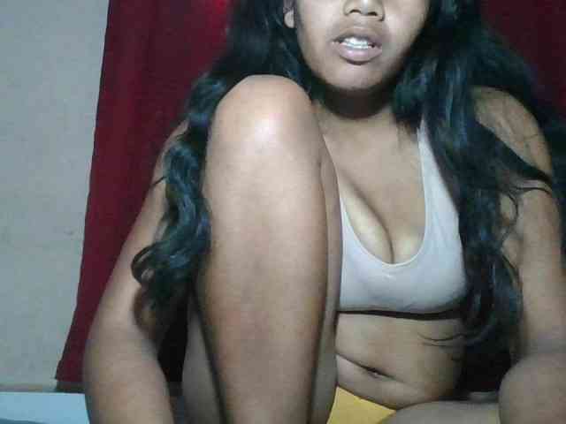 Keziah34 webcam